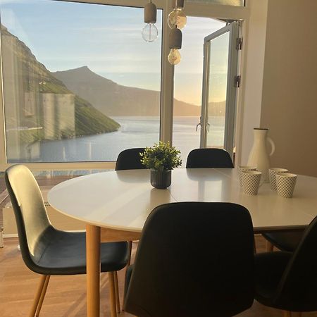 Unique Sea & Landscape View And Spacious Apartment Klaksvík エクステリア 写真
